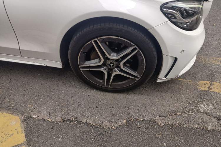 Used Mercedes-Benz C-Class 2020 C 260 Estate Right Front Wheel Hub