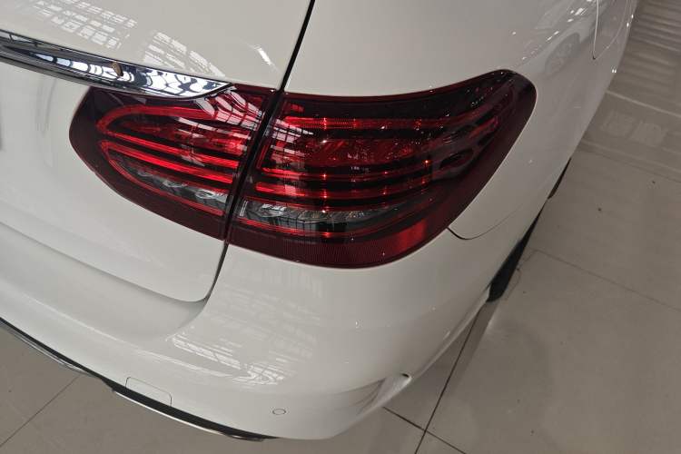 Used Mercedes-Benz C-Class 2020 Facelifted C 260 Estate Right Rear Taillight