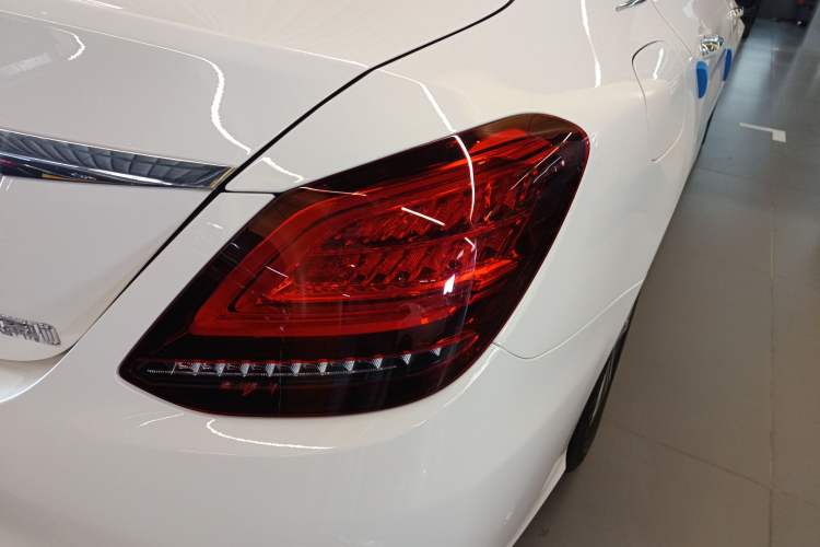 Used Mercedes-Benz C-Class 2020 C 260 L Sport Edition Right Rear Taillight
