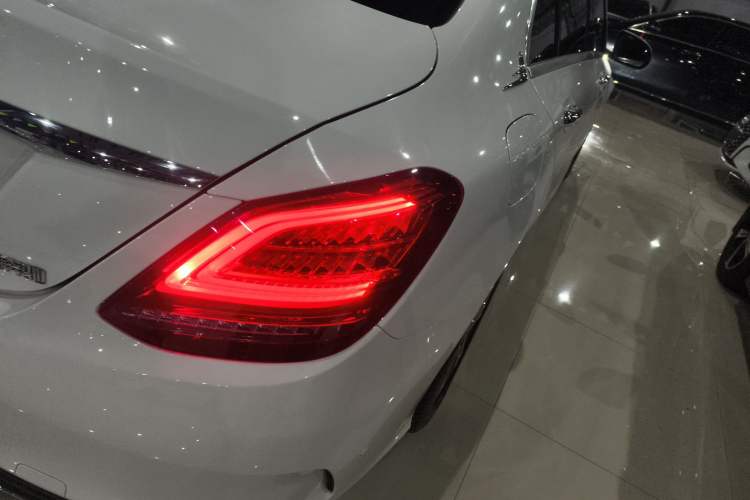 Used Mercedes-Benz C-Class 2020 Restyled C 260 L Sport Edition Right Rear Taillight
