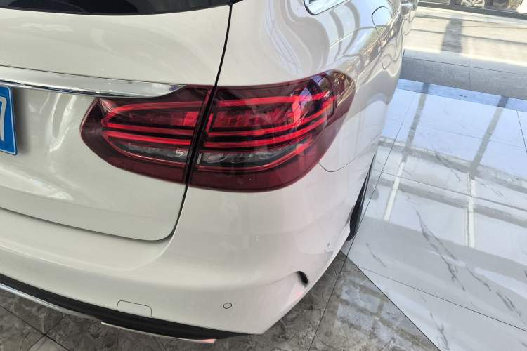 Used Mercedes-Benz C-Class 2020 Restyled C 200 Estate Right Rear Taillight