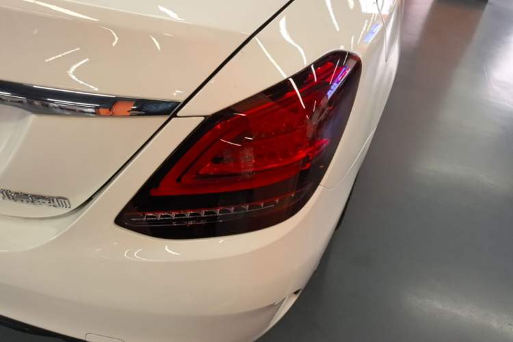 Used Mercedes-Benz C-Class 2020 Restyled C 260 L Sport Edition Right Rear Taillight
