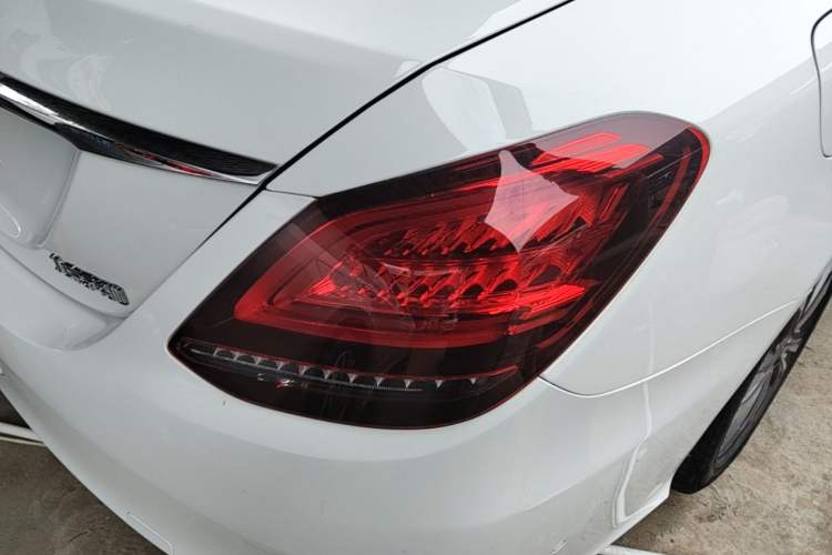 Used Mercedes-Benz C-Class 2020 Restyled C 200 L Fashion Edition Sport Version Right Rear Taillight