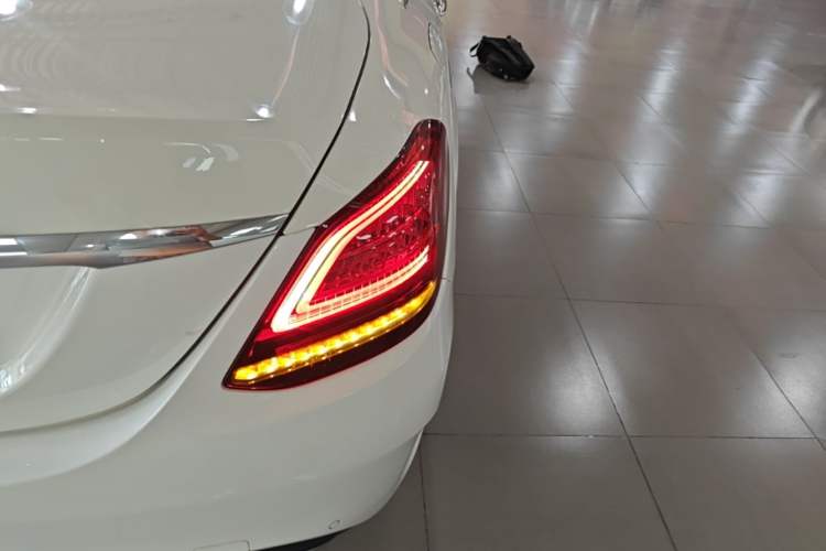 Used Mercedes-Benz C-Class 2020 Restyled C 260 L Sport Edition Right Rear Taillight