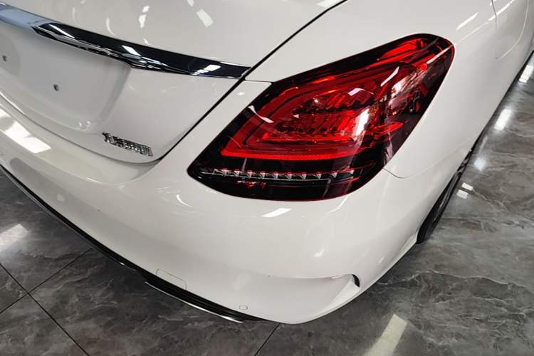 Used Mercedes-Benz C-Class 2020 C 260 L Sport Edition Right Rear Taillight