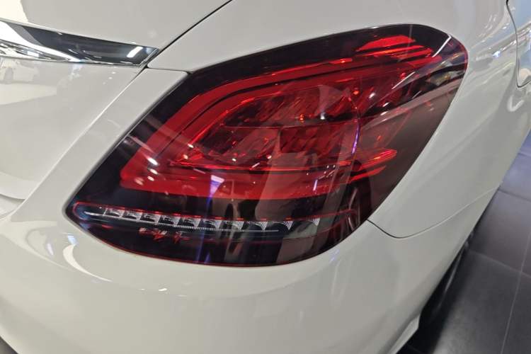 Used Mercedes-Benz C-Class 2020 Restyled C 260 L Sport Edition Right Rear Taillight
