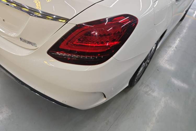 Used Mercedes-Benz C-Class 2020 Restyled C 200 L Fashion Edition Sport Version Right Rear Taillight