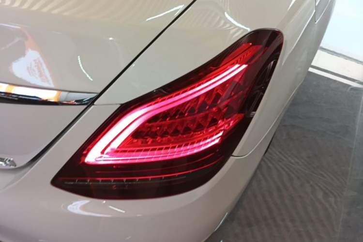 Used Mercedes-Benz C-Class 2020 Restyled C 260 L Sport Edition Right Rear Taillight