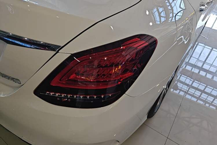 Used Mercedes-Benz C-Class 2020 Restyled C 260 L Sport Edition Right Rear Taillight