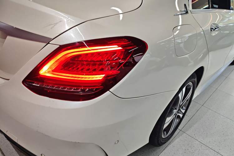 Used Mercedes-Benz C-Class 2020 C 260 L Sport Edition Right Rear Taillight