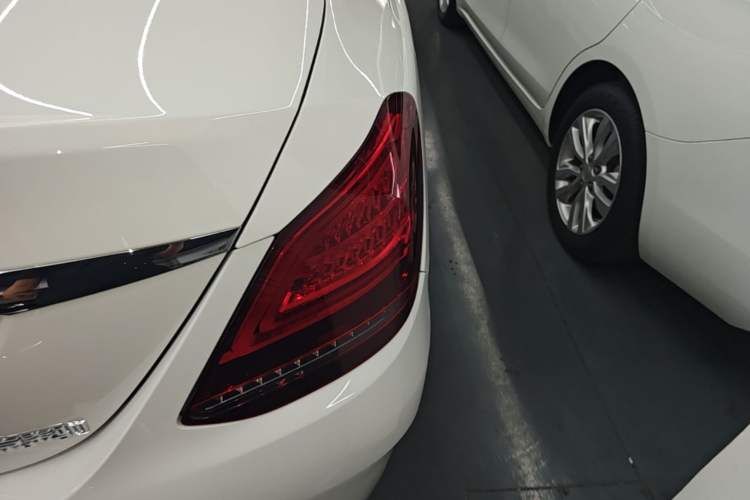 Used Mercedes-Benz C-Class 2020 Restyled C 260 L Sport Edition Right Rear Taillight