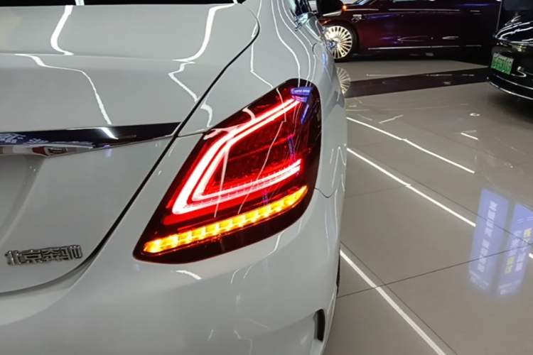 Used Mercedes-Benz C-Class 2020 Restyled C 260 L Sport Edition Right Rear Taillight