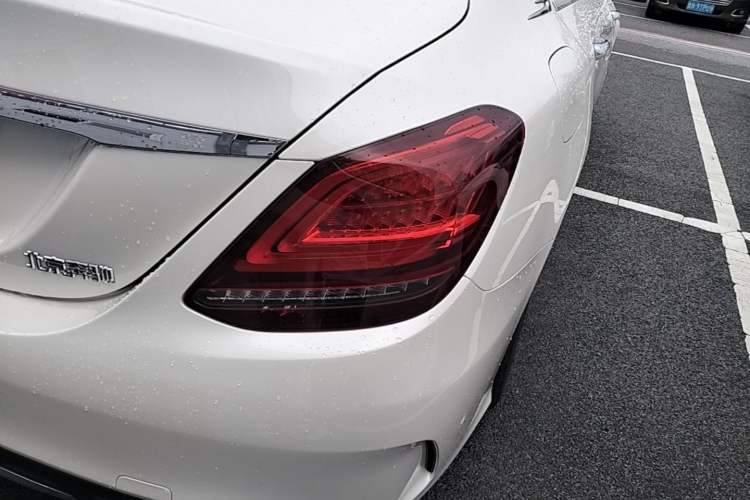 Used Mercedes-Benz C-Class 2020 C 260 L Sport Edition Right Rear Taillight