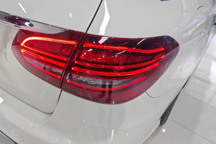 Used Mercedes-Benz C-Class 2020 Facelifted C 260 Estate Right Rear Taillight