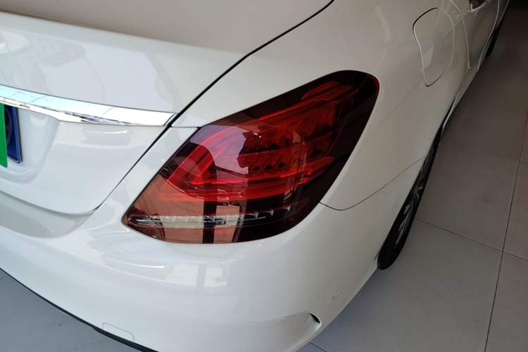 Used Mercedes-Benz C-Class 2020 Restyled C 200 L Fashion Edition Sport Version Right Rear Taillight