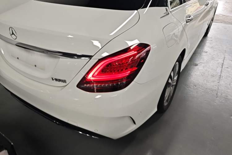 Used Mercedes-Benz C-Class 2020 Restyled C 200 L Fashion Edition Sport Version Right Rear Taillight