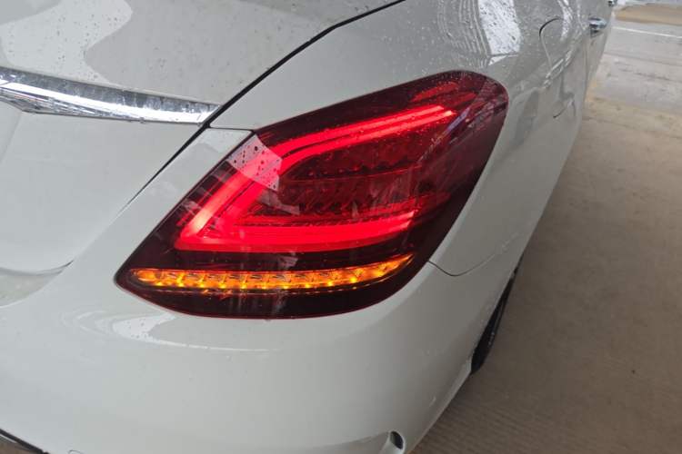 Used Mercedes-Benz C-Class 2020 Restyled C 260 L Sport Edition Right Rear Taillight