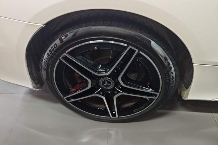 Used Mercedes-Benz C-Class 2020 C 200 Coupe Right Rear Wheel Hub