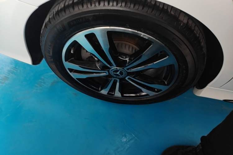 Used Mercedes-Benz C-Class 2020 C 260 Sport Edition Right Rear Wheel Hub