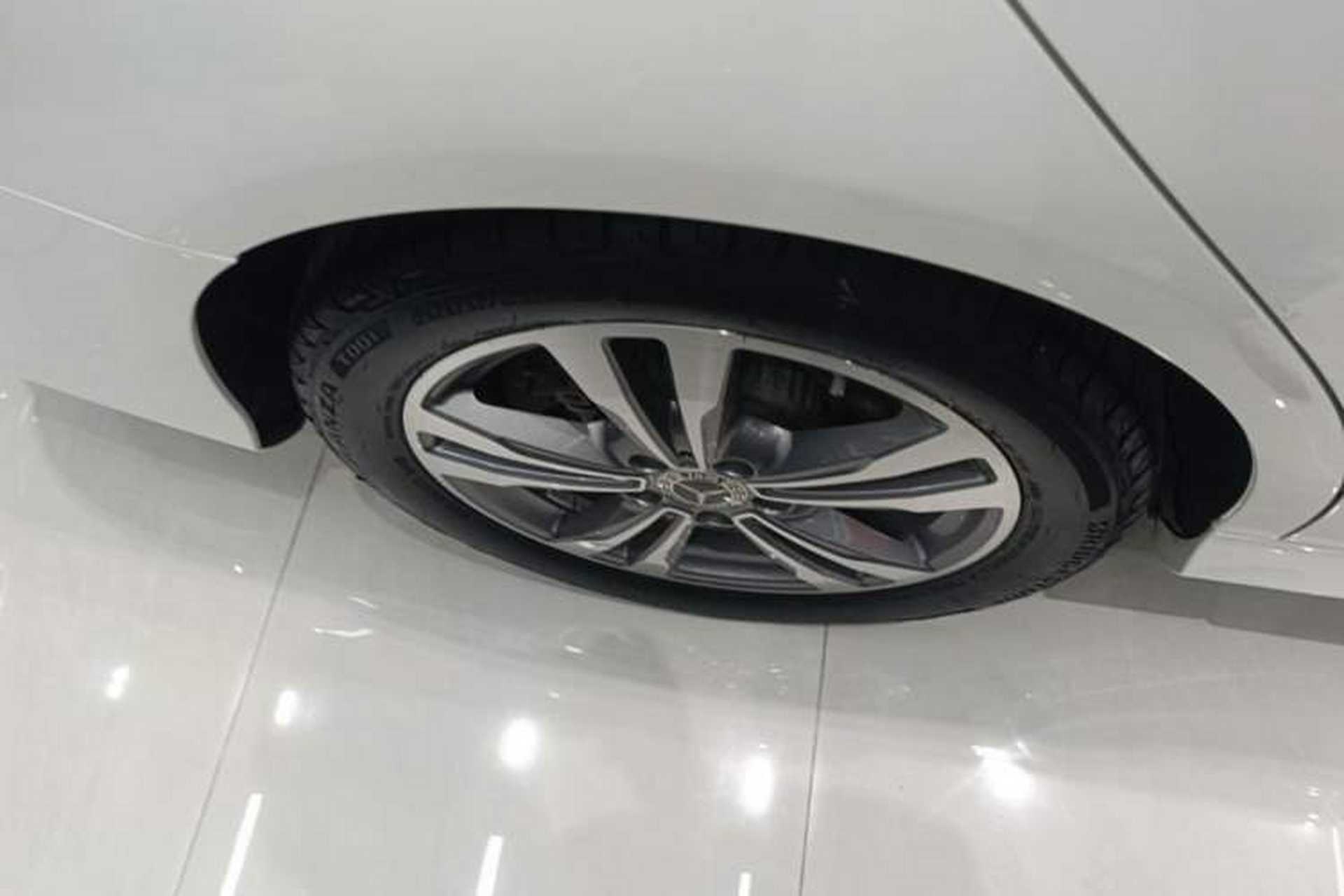 Used Mercedes-Benz C-Class 2020 Restyled C 200 L Fashion Edition Sport Version Right Rear Wheel Hub
