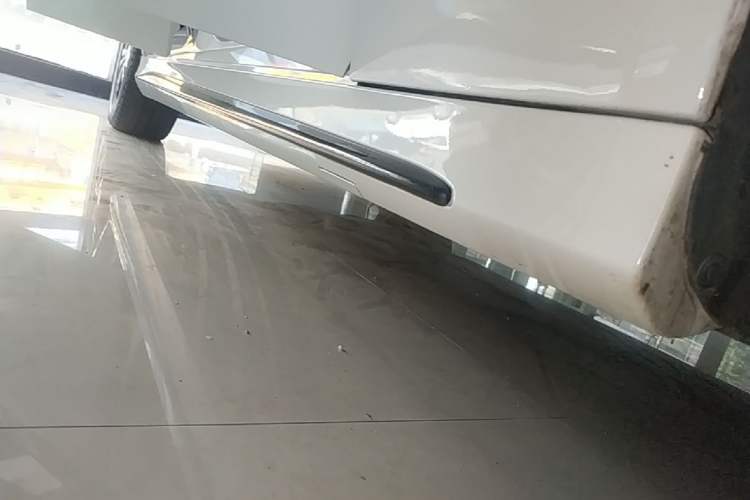 Used Mercedes-Benz C-Class 2020 C 260 Sport Edition Right Side Sill