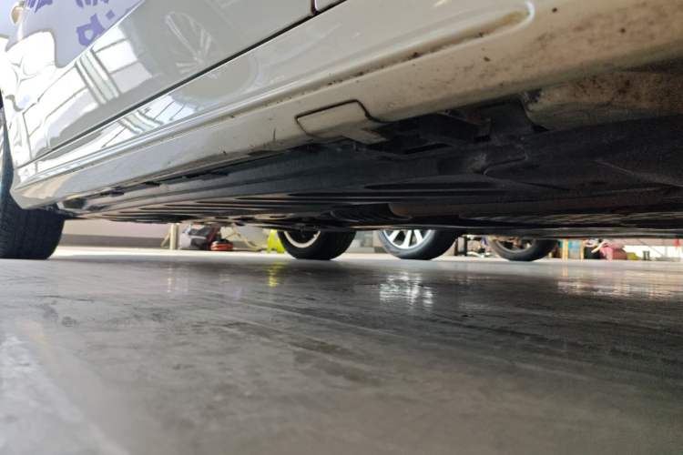 Used Mercedes-Benz C-Class 2020 C 200 station wagon Right Side Sill