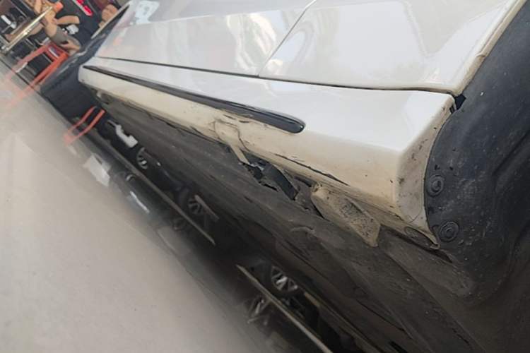 Used Mercedes-Benz C-Class 2020 C 260 Sport Edition Right Side Sill