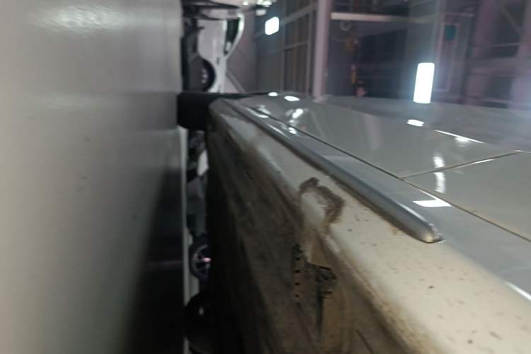 Used Mercedes-Benz C-Class 2020 C 260 L Sport Edition Right Side Sill
