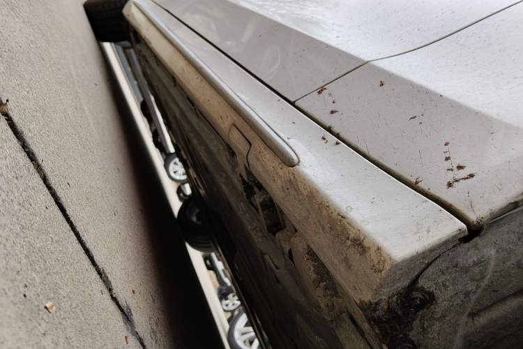Used Mercedes-Benz C-Class 2020 Restyled C 200 L Fashion Edition Sport Version Right Side Sill