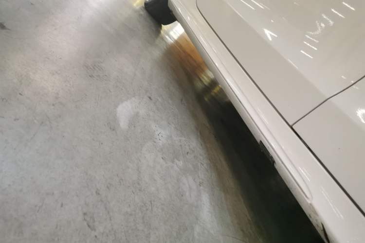 Used Mercedes-Benz C-Class 2020 C 260 Coupe Right Side Sill