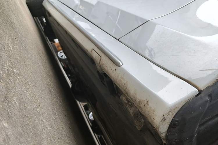 Used Mercedes-Benz C-Class 2020 Restyled C 200 L Fashion Edition Sport Version Right Side Sill