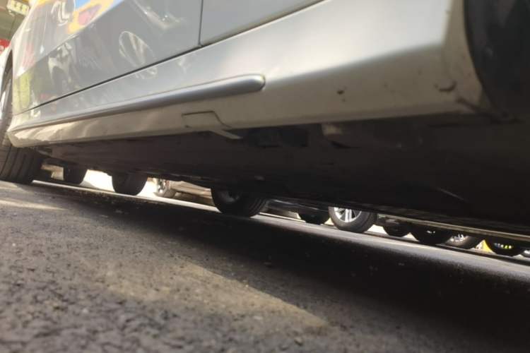 Used Mercedes-Benz C-Class 2020 C 260 L Sport Edition Right Side Sill
