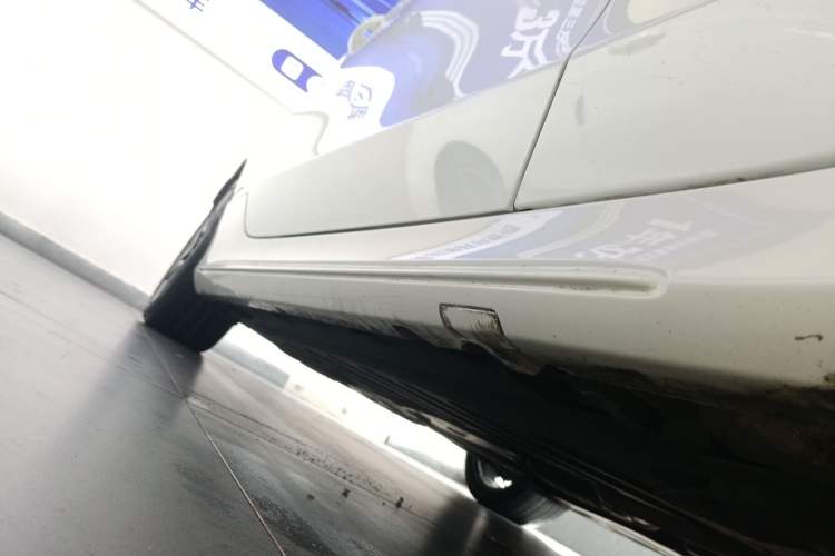Used Mercedes-Benz C-Class 2020 C 260 Coupe Right Side Sill