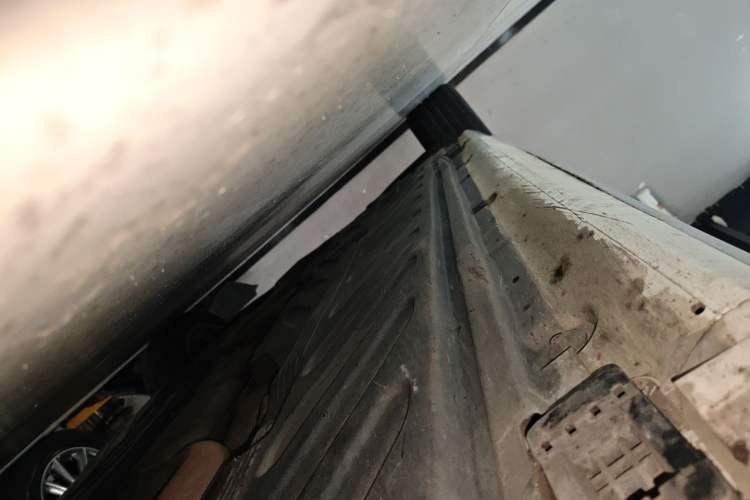 Used Mercedes-Benz C-Class 2020 C 260 L Sport Edition Right Side Sill