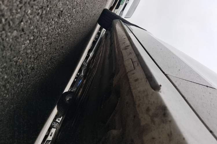 Used Mercedes-Benz C-Class 2020 Restyled C 260 L Sport Edition Right Side Sill
