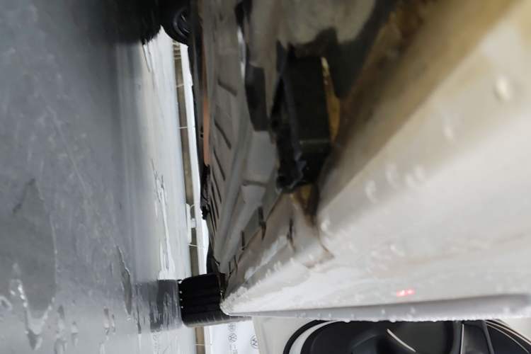 Used Mercedes-Benz C-Class 2020 Restyled C 260 L Sport Edition Right Side Sill