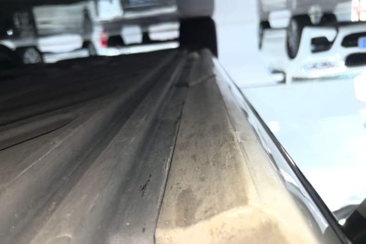 Used Mercedes-Benz C-Class 2020 Restyled C 260 Sport Edition Right Side Sill
