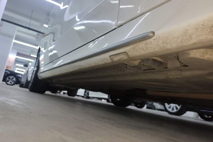 Used Mercedes-Benz C-Class 2020 Restyled C 200 L Fashion Edition Sport Version Right Side Sill