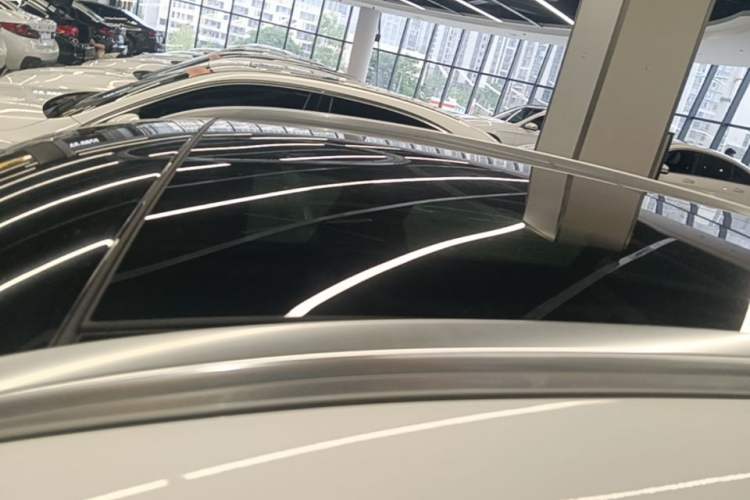 Used Mercedes-Benz C-Class 2020 C 200 station wagon Roof
