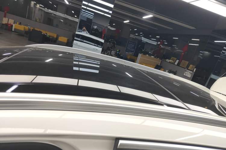 Used Mercedes-Benz C-Class 2020 Facelifted C 260 Estate Roof