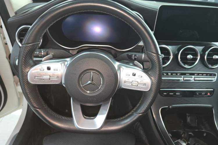 Used Mercedes-Benz C-Class 2020 C 200 L Fashion Edition Sport Version Steering Wheel