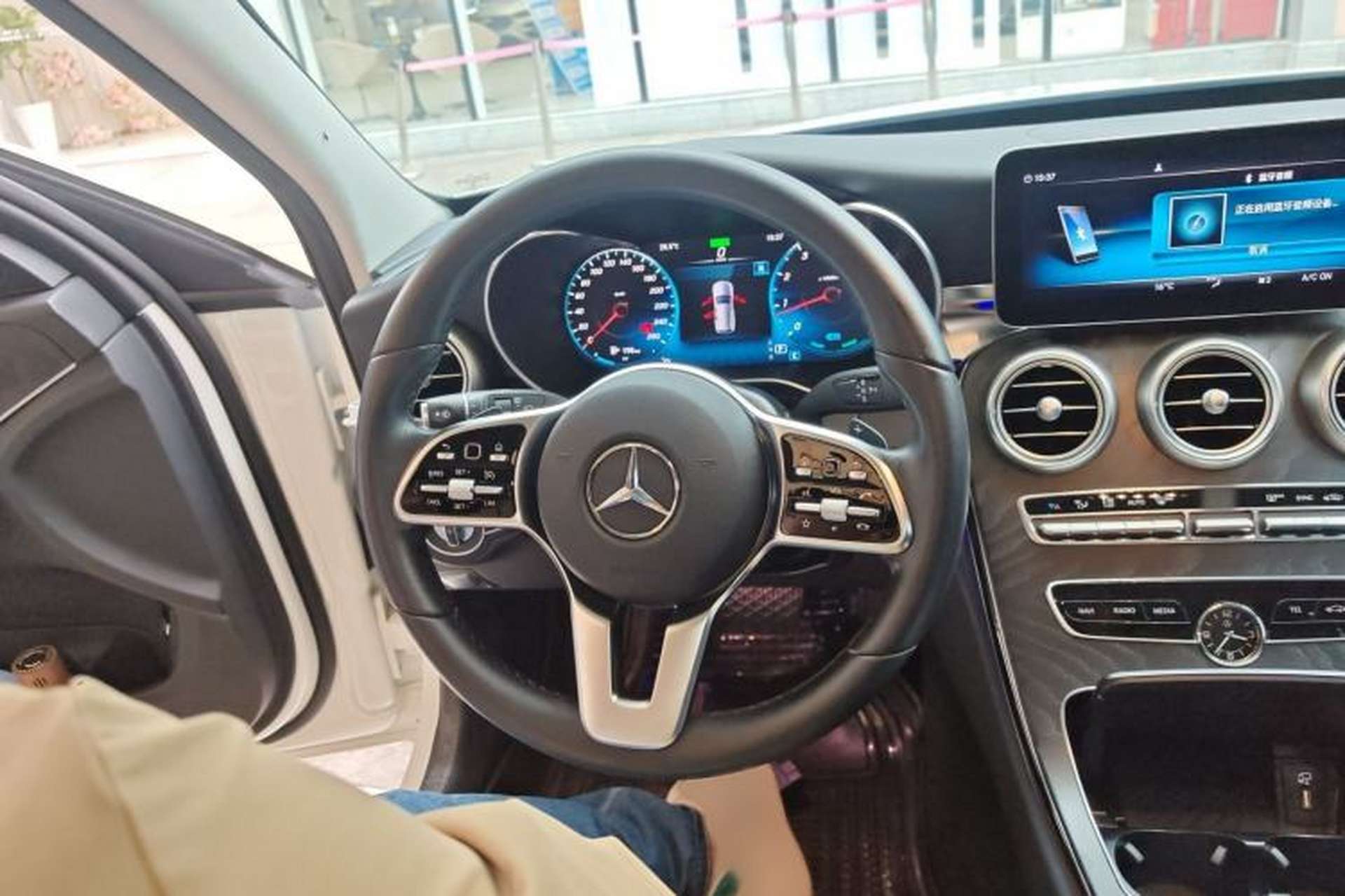 Used Mercedes-Benz C-Class 2020 Facelifted C 260 Estate Steering Wheel
