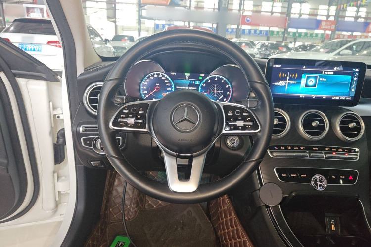Used Mercedes-Benz C-Class 2020 Facelifted C 260 Estate Steering Wheel