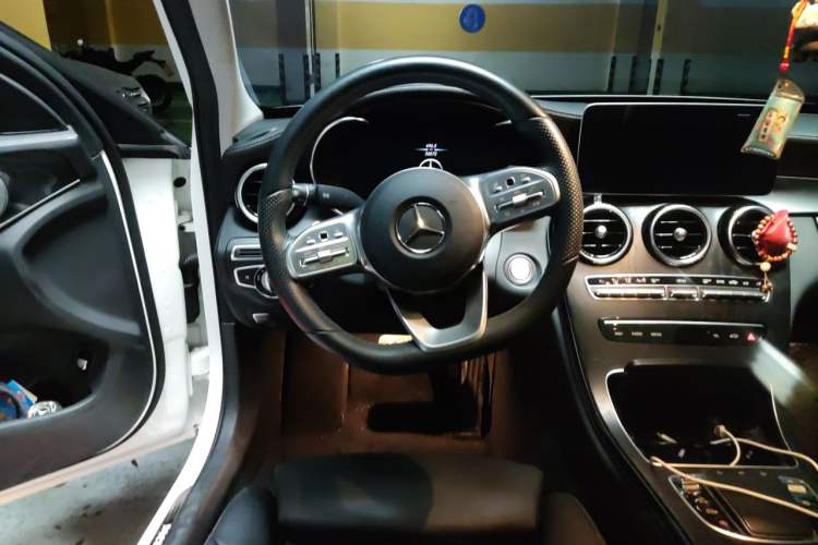 Used Mercedes-Benz C-Class 2020 C 260 L Sport Edition Steering Wheel