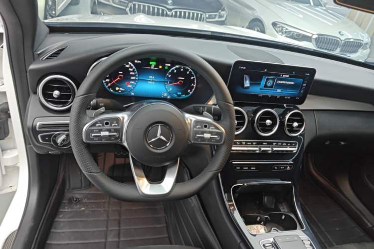 Used Mercedes-Benz C-Class 2020 Restyled C 260 Sport Edition Steering Wheel