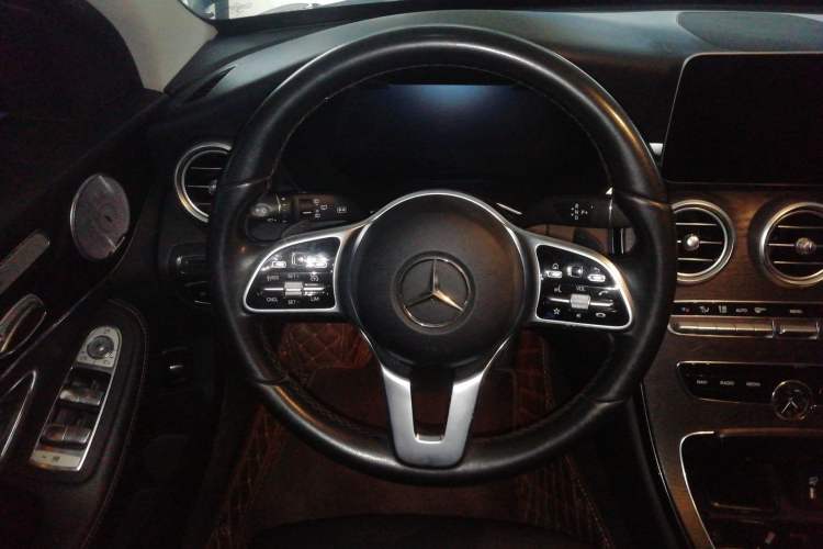 Used Mercedes-Benz C-Class 2020 C 260 Estate Steering Wheel