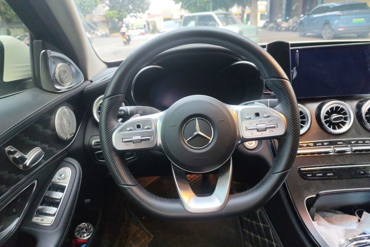 Used Mercedes-Benz C-Class 2020 Updated C 200 L Fashion Edition Steering Wheel