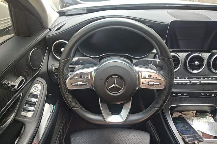 Used Mercedes-Benz C-Class 2020 Updated C 200 L Fashion Edition Steering Wheel