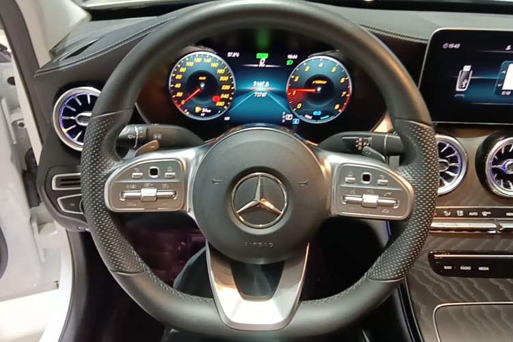Used Mercedes-Benz C-Class 2020 Restyled C 260 L Sport Edition Steering Wheel