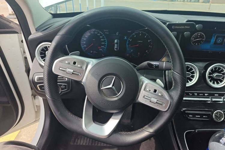 Used Mercedes-Benz C-Class 2020 C 200 L Fashion Edition Sport Version Steering Wheel